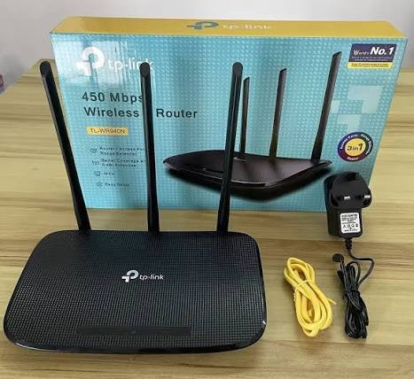 TP LINK TL WR 940 N  -400MBPC WIFI ROUTER 